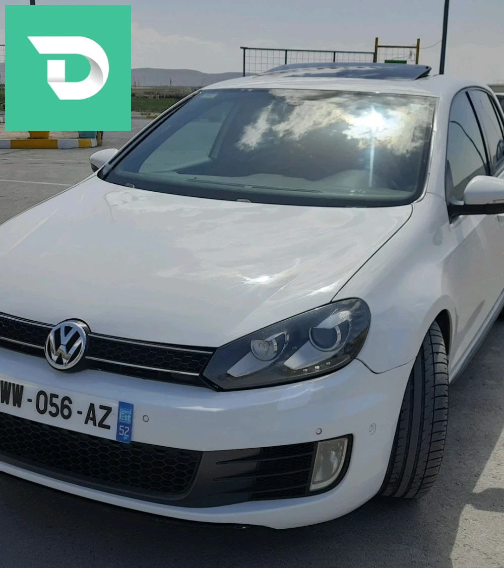 Volkswagen Golf 2013 4 OUM EL BOUAGHI 