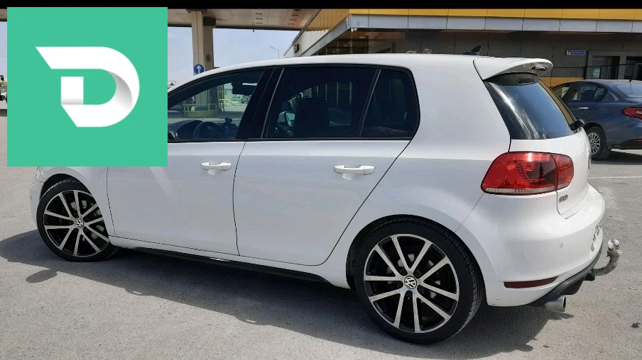 Volkswagen Golf 2013 4 OUM EL BOUAGHI 
