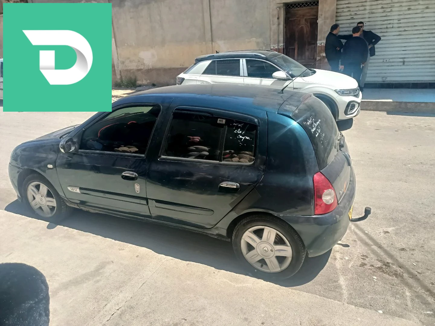 Renault Clio 2 2005 4 OUM EL BOUAGHI 