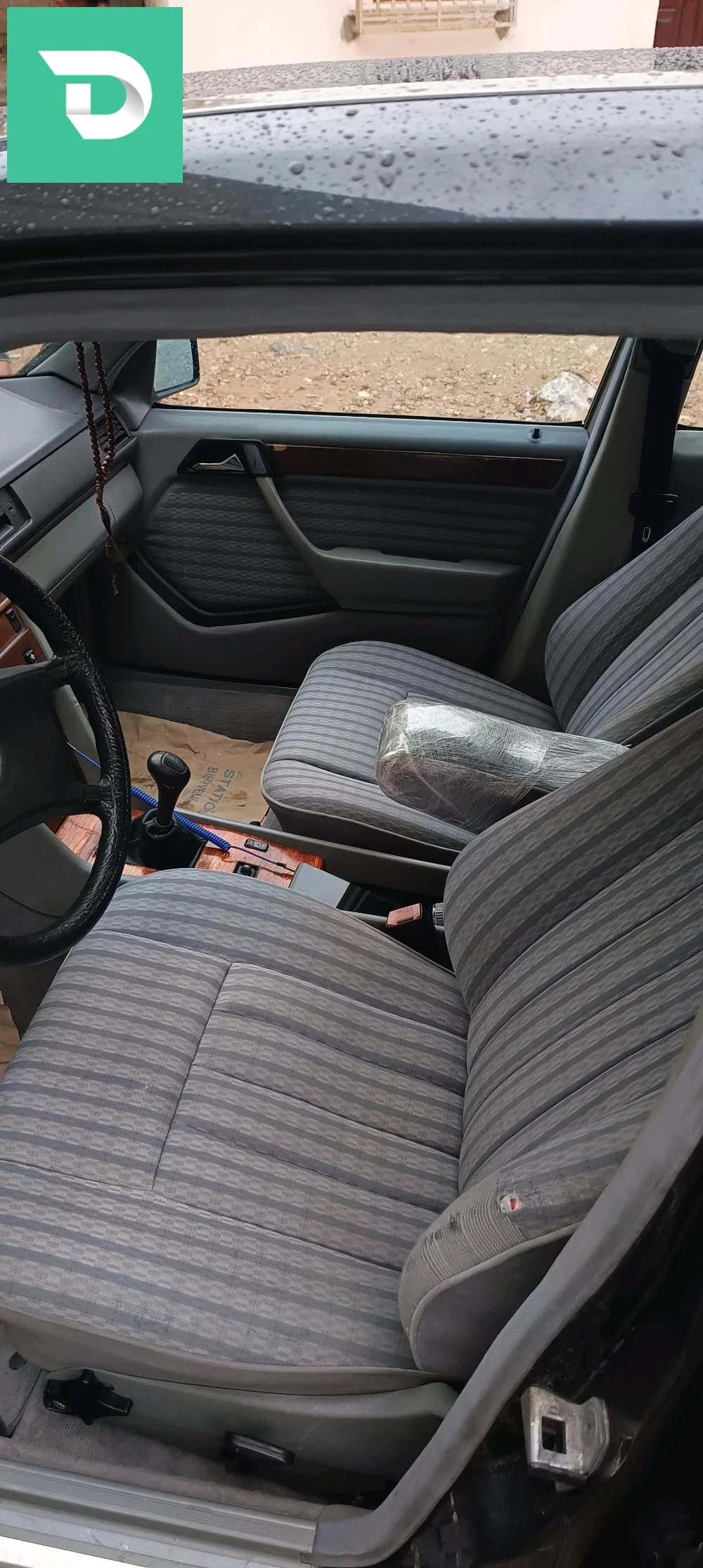 Mercedes 124 1995 16 ALGER 