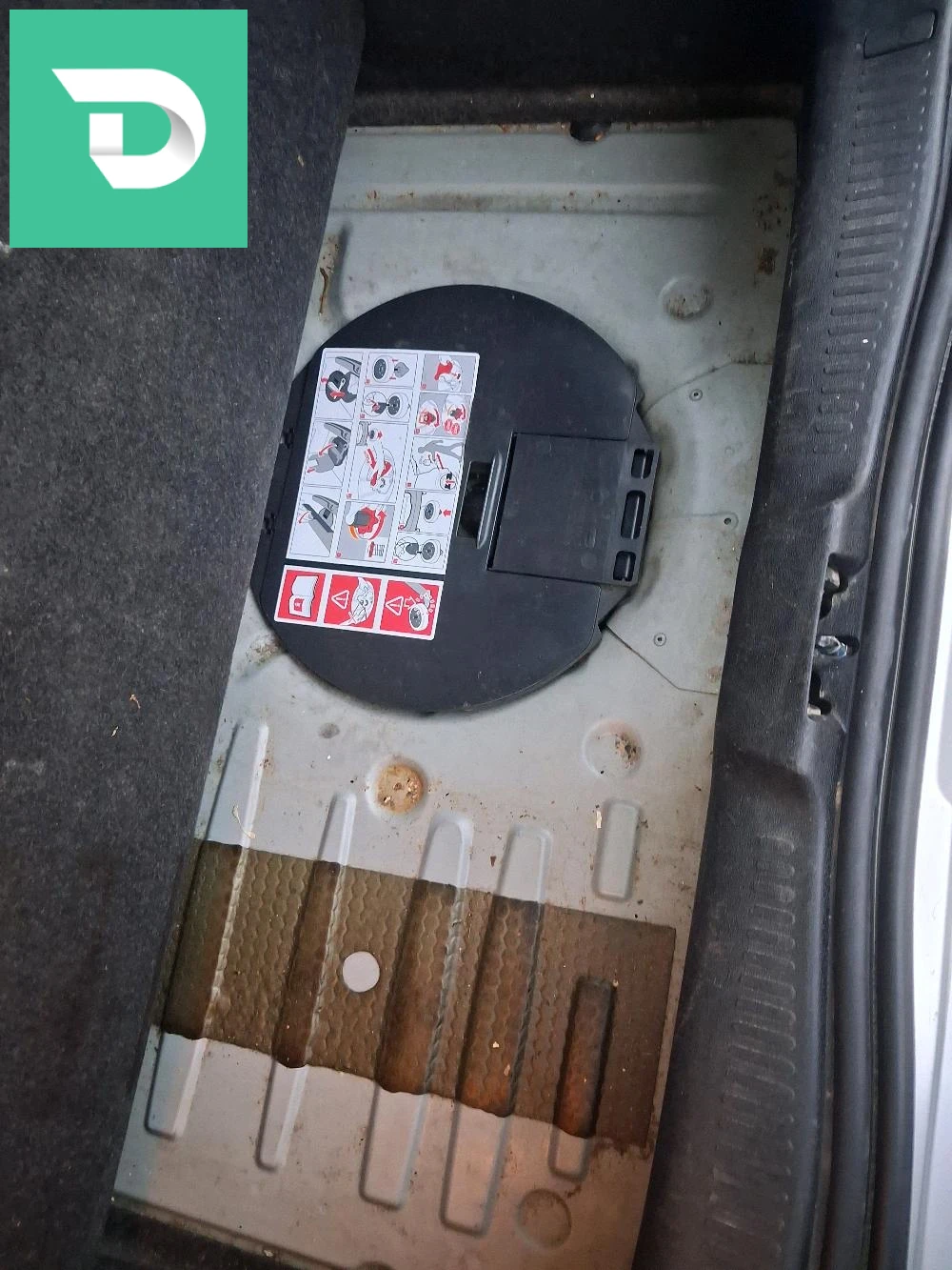 Renault Clio 3 2009 16 ALGER 
