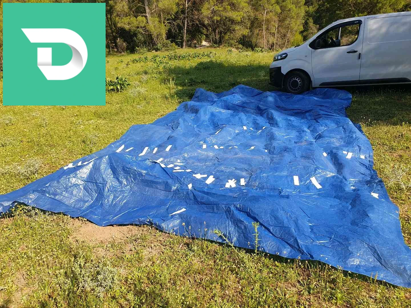 bâche imperméable très bon qualité 6m.5 