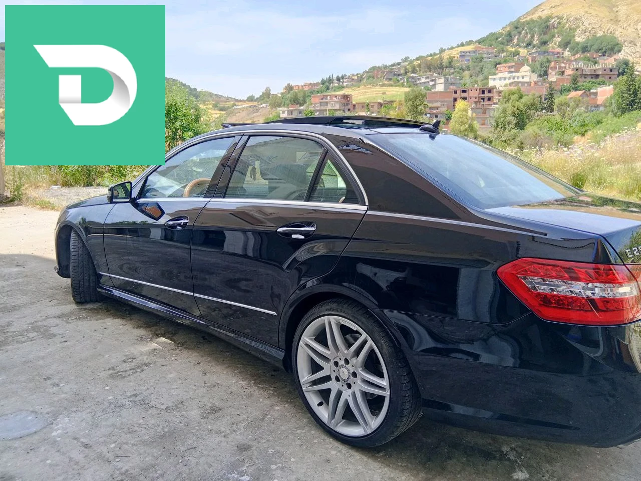 Mercedes 200 - 300 2013 19 SETIF 