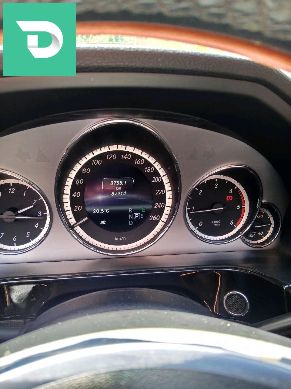 Mercedes 200 - 300 2013 19 SETIF 