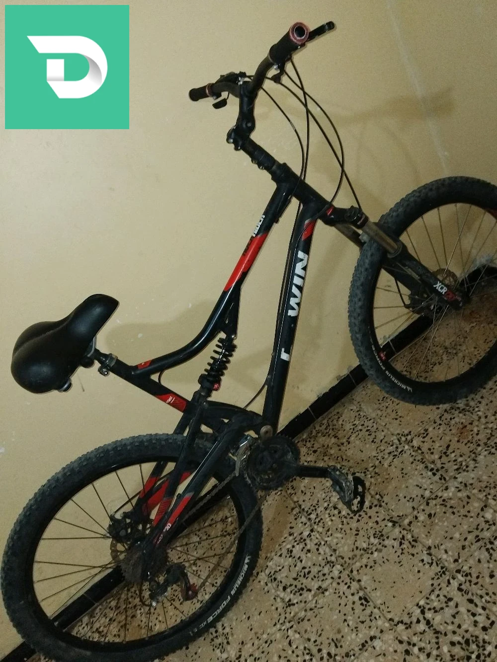 دراجة نارية 