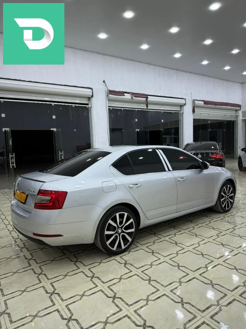 Skoda Octavia 2018 4 OUM EL BOUAGHI 
