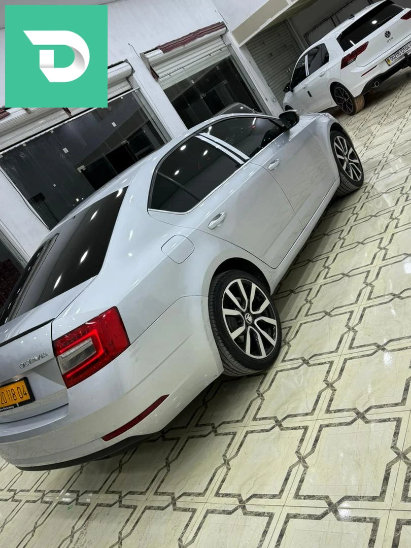 Skoda Octavia 2018 4 OUM EL BOUAGHI 