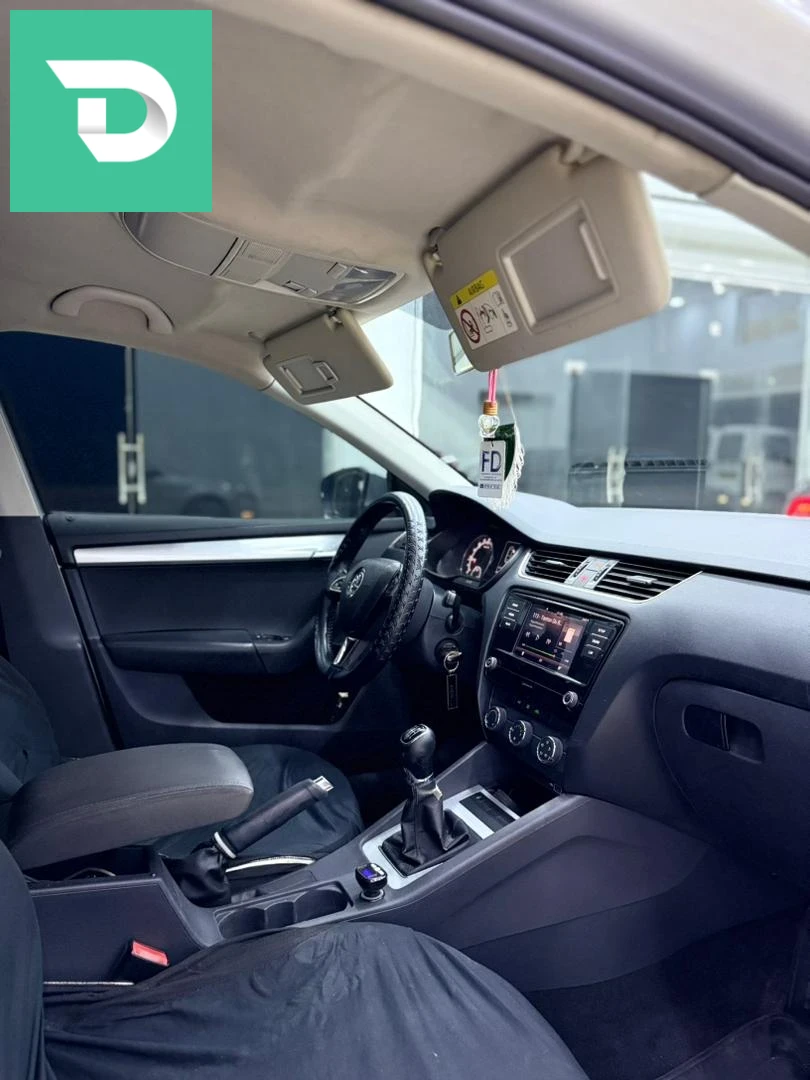 Skoda Octavia 2018 4 OUM EL BOUAGHI 