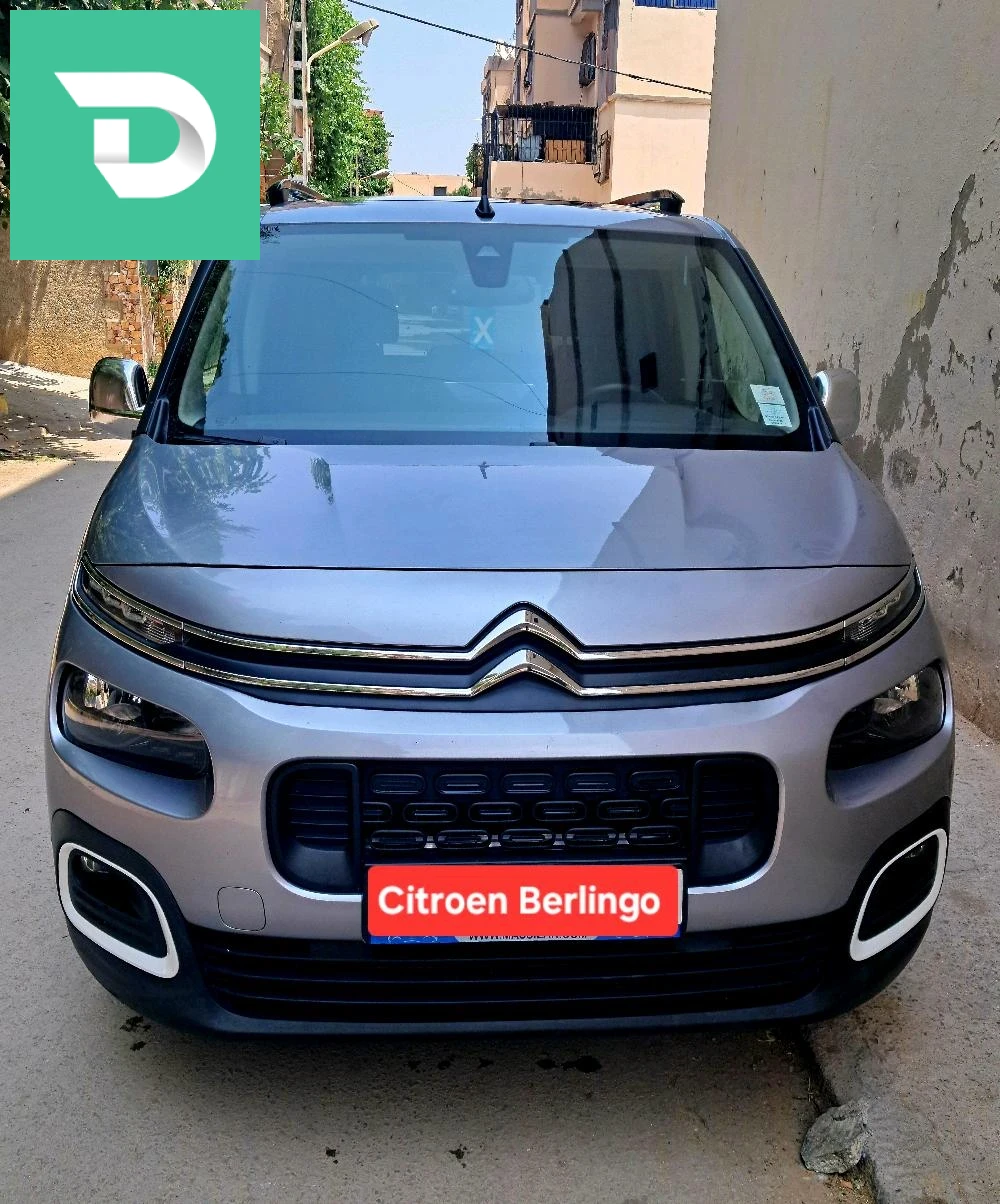 Skoda Octavia 2018 4 OUM EL BOUAGHI 