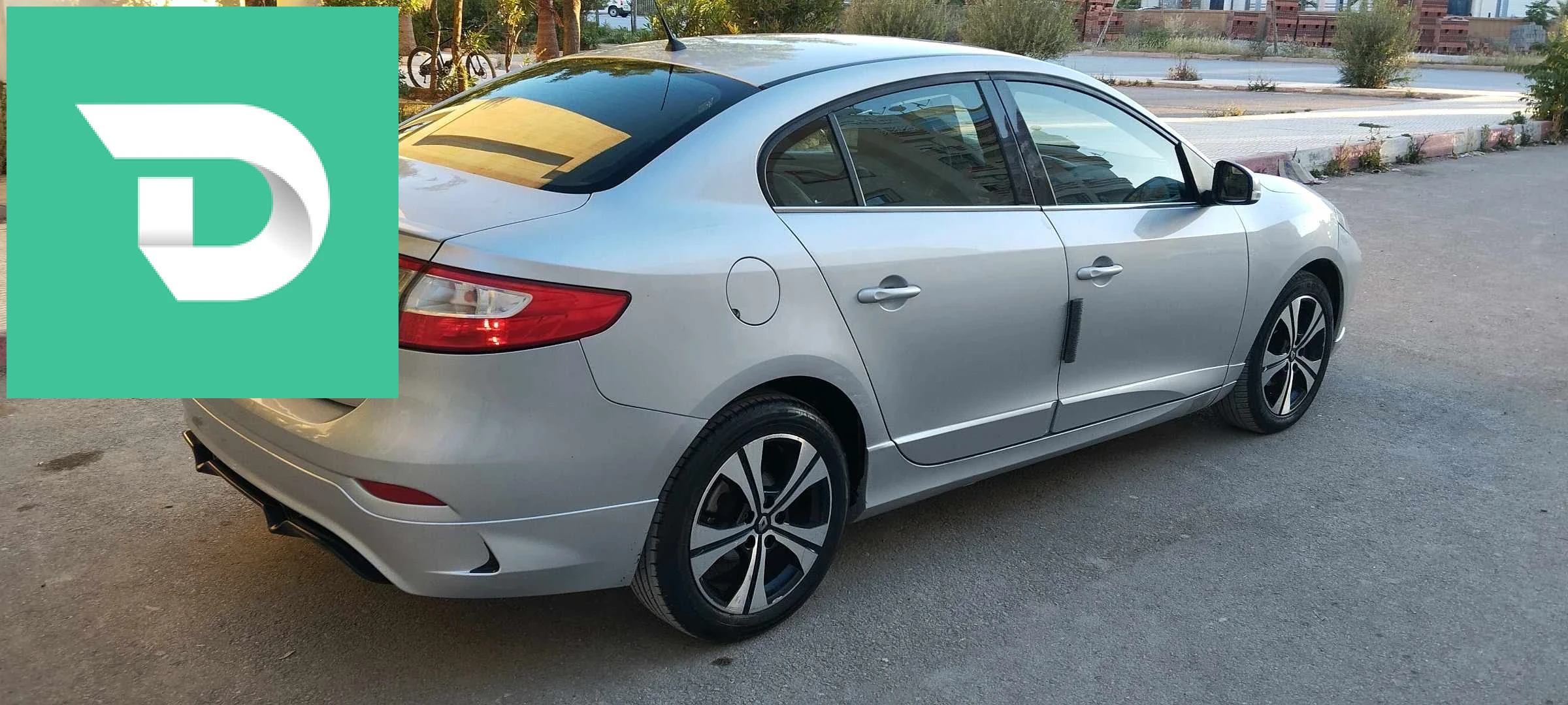 Renault Fluence 2012 43 MILA 