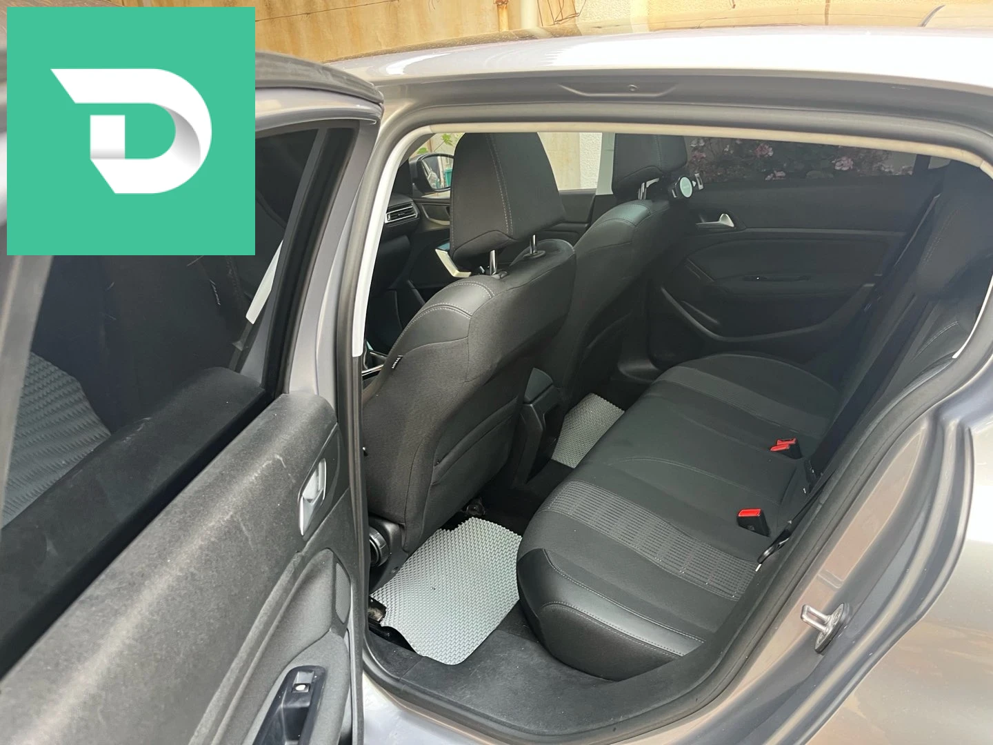 Peugeot 308 16 ALGER 