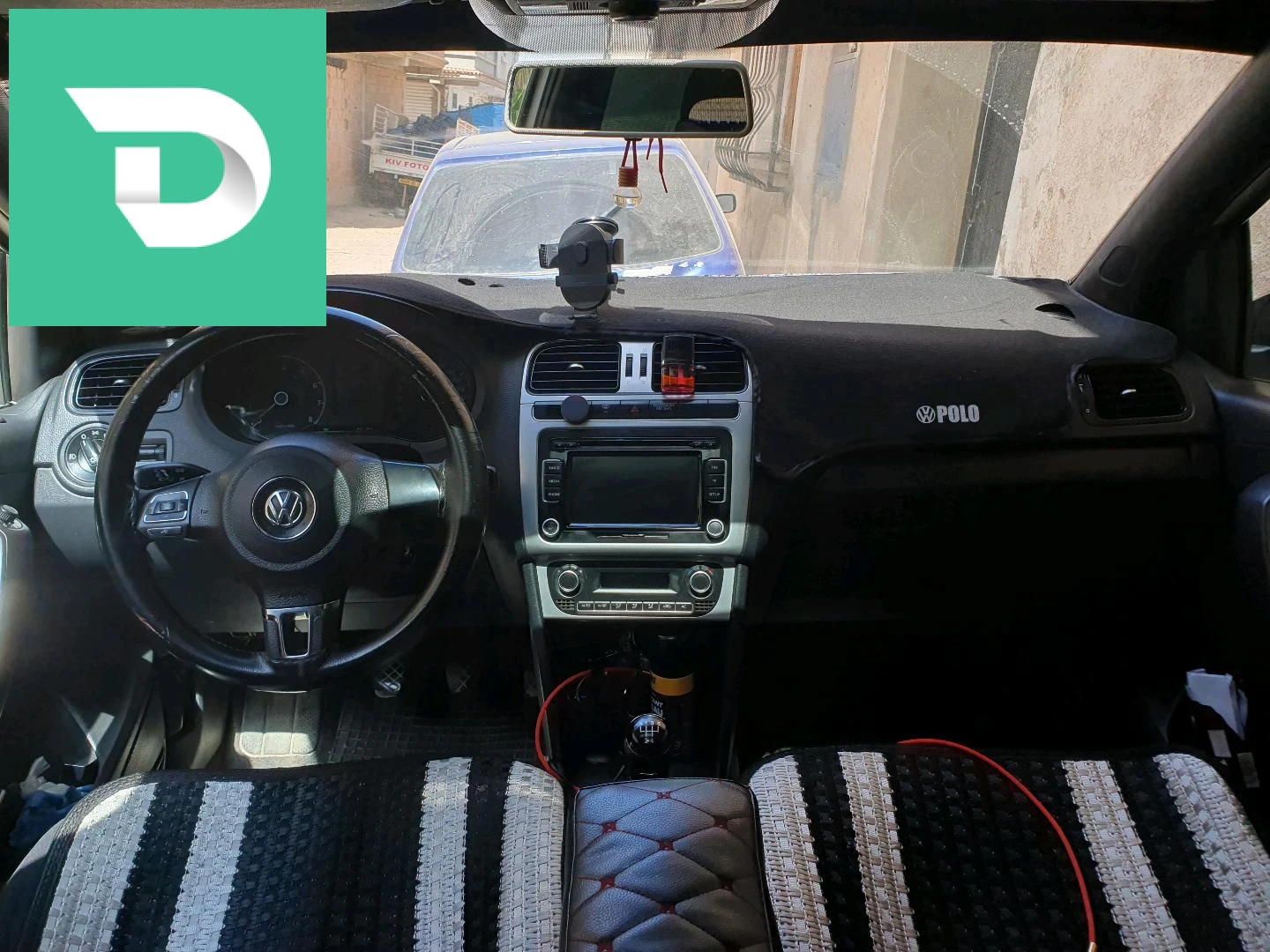 Volkswagen Polo 2012 5 BATNA 