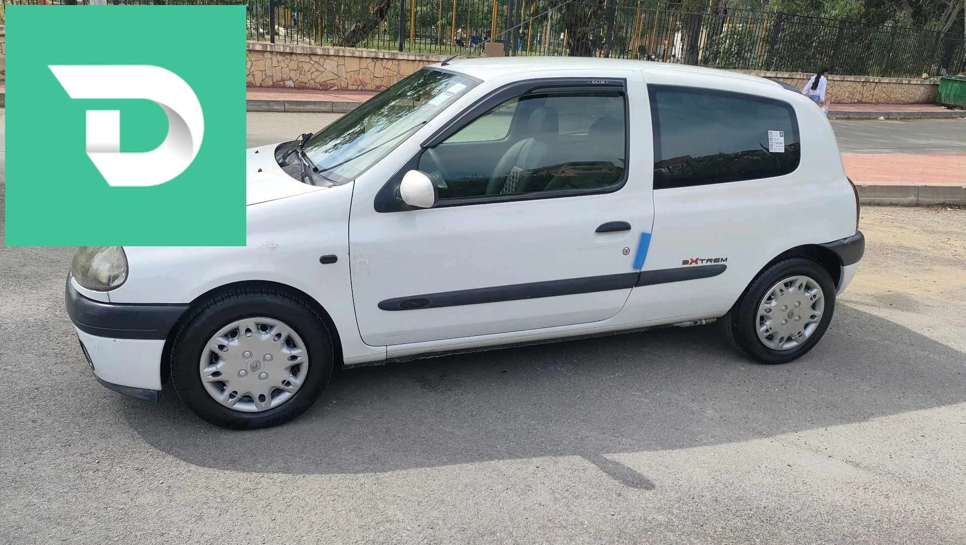 Renault Clio 2 2000 16 ALGER 
