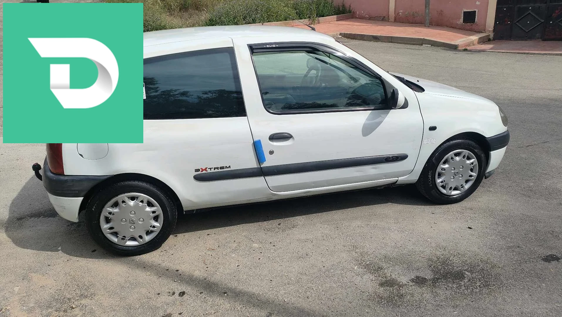 Renault Clio 2 2000 16 ALGER 