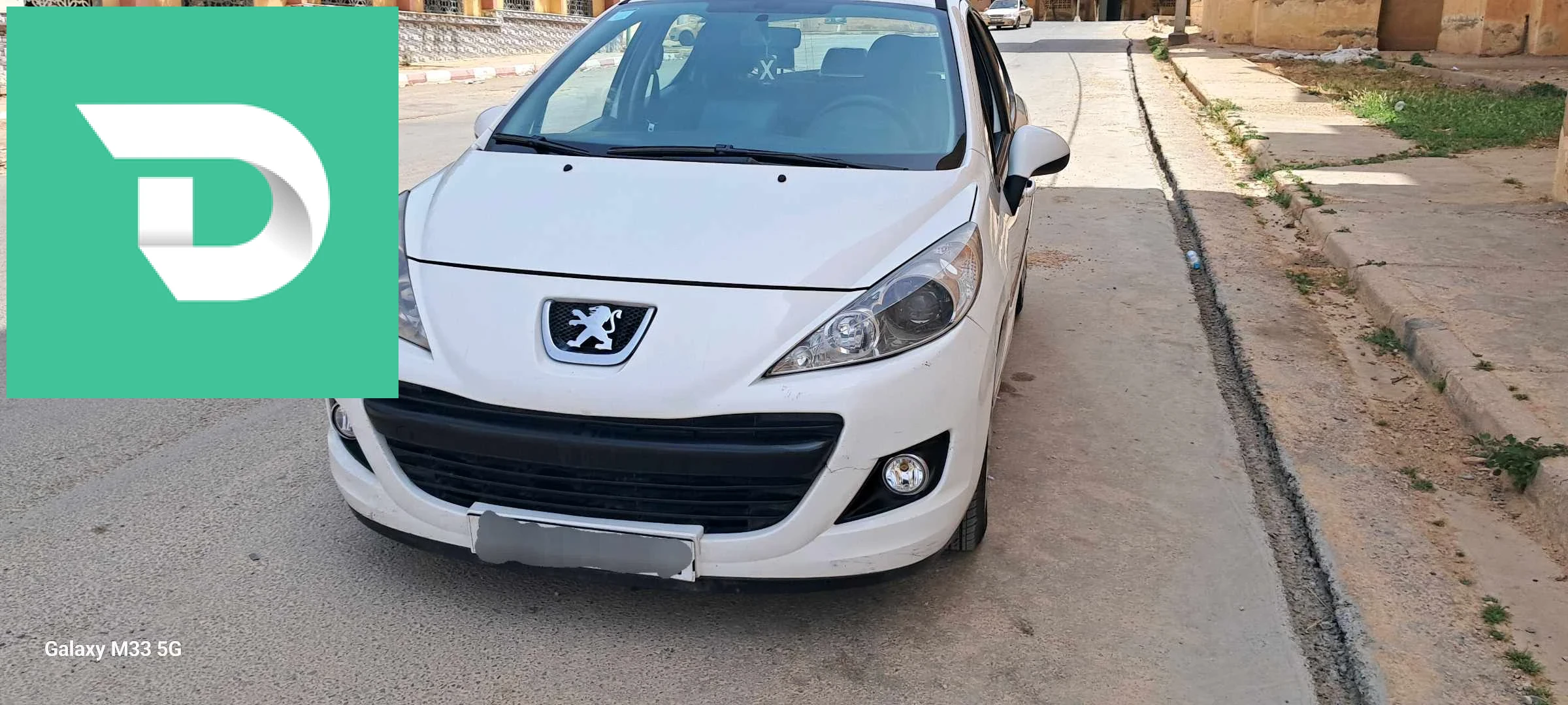 Peugeot 207 2013 31 ORAN 