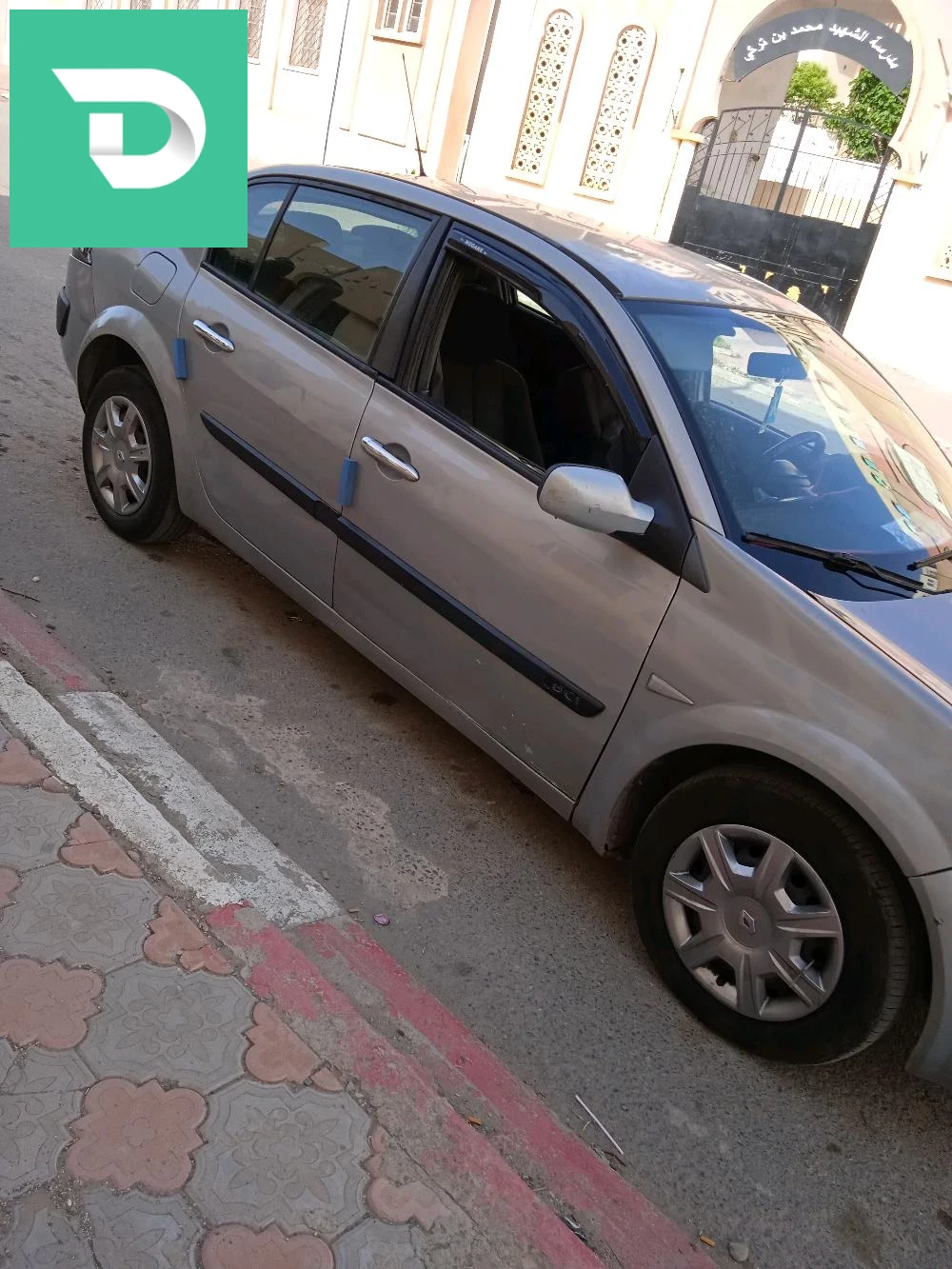 Renault Megane 2004 26 MEDEA 