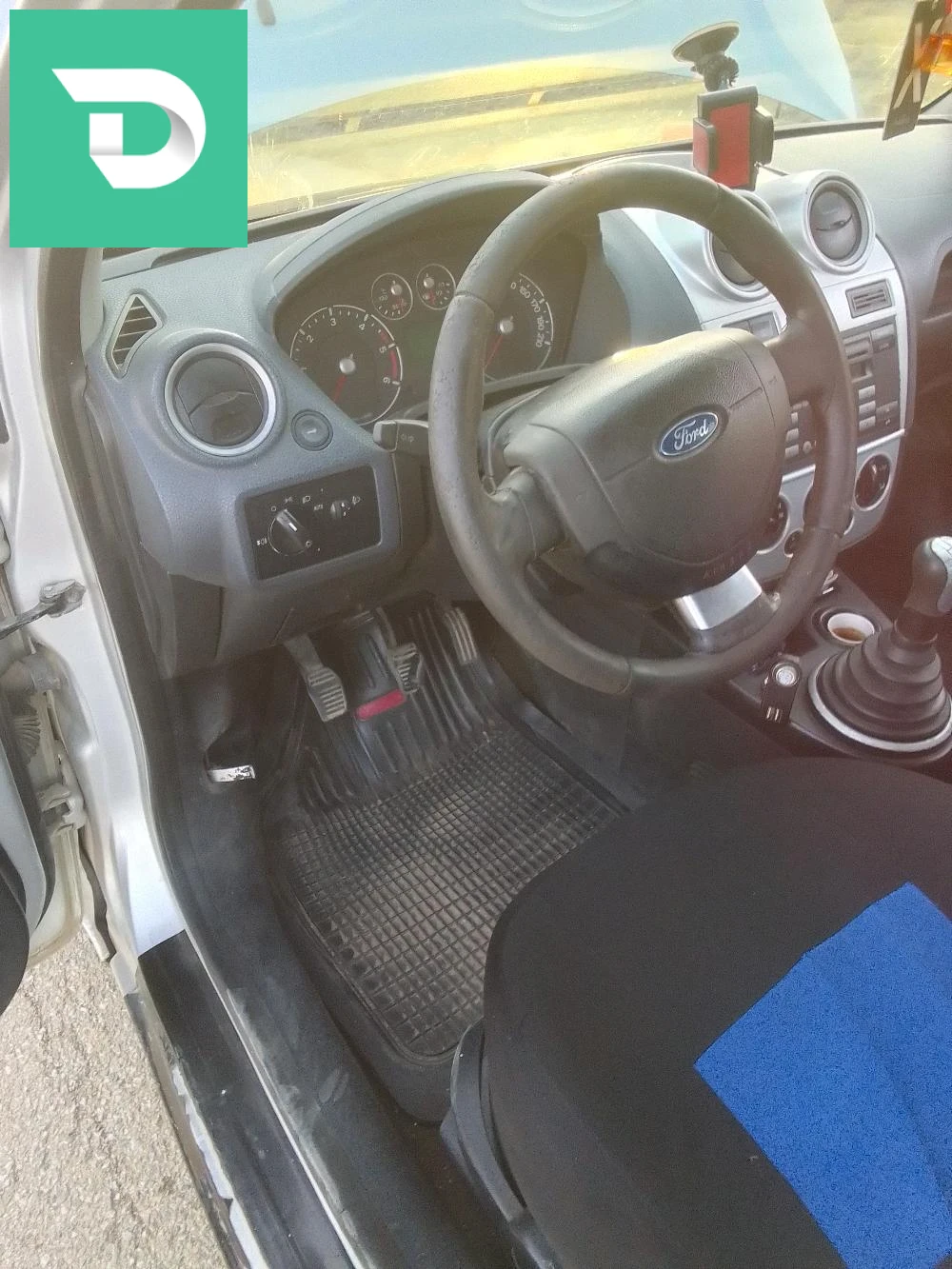 Ford Fiesta 2008 42 TIPAZA 