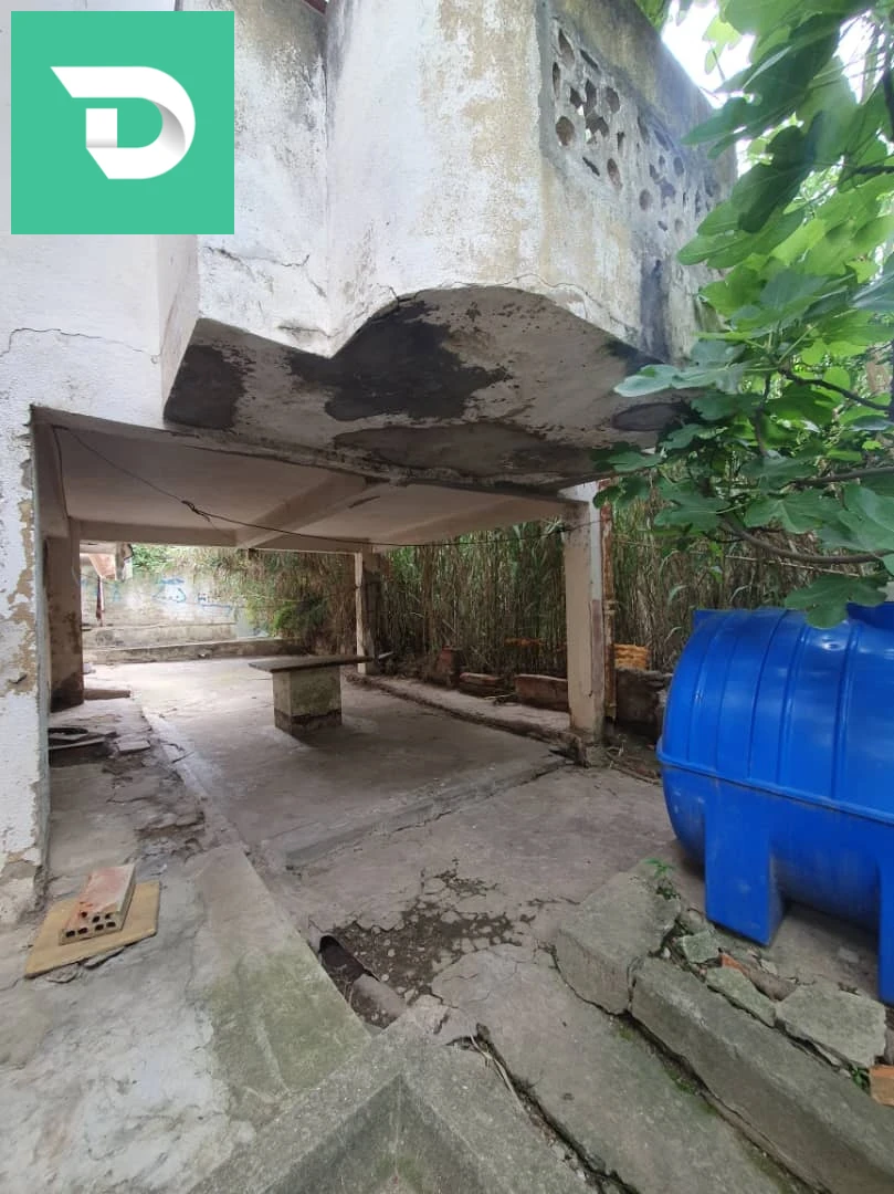 À vendre Villas les chambres 23 ANNABA 