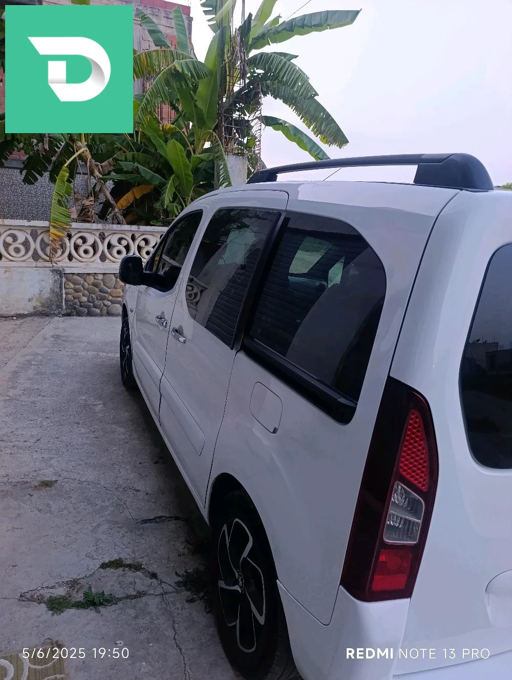 Peugeot Partner Tepee 2013 18 JIJEL 