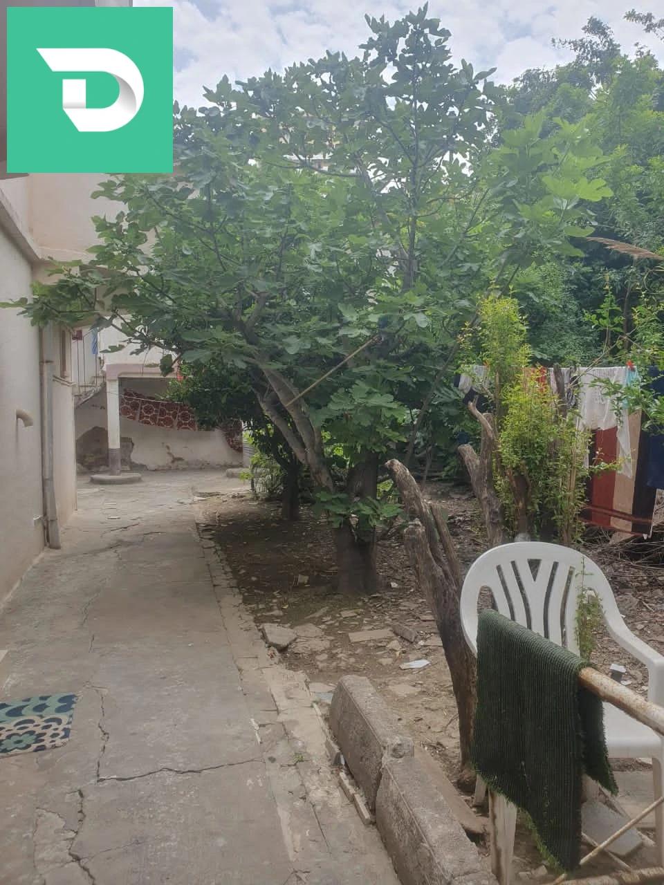 À vendre Villas les chambres 23 ANNABA 
