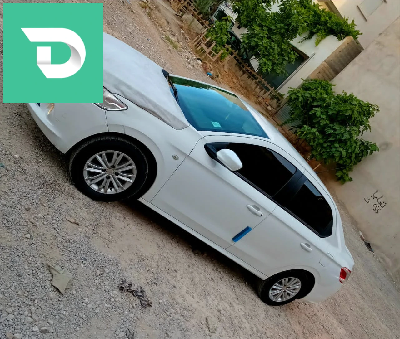 Peugeot 301 2013 25 CONSTANTINE 