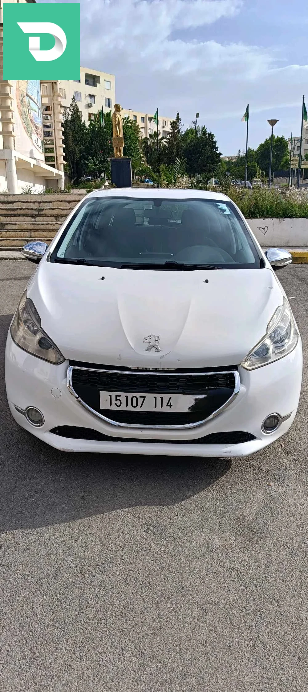 Peugeot 208 2014 43 MILA 