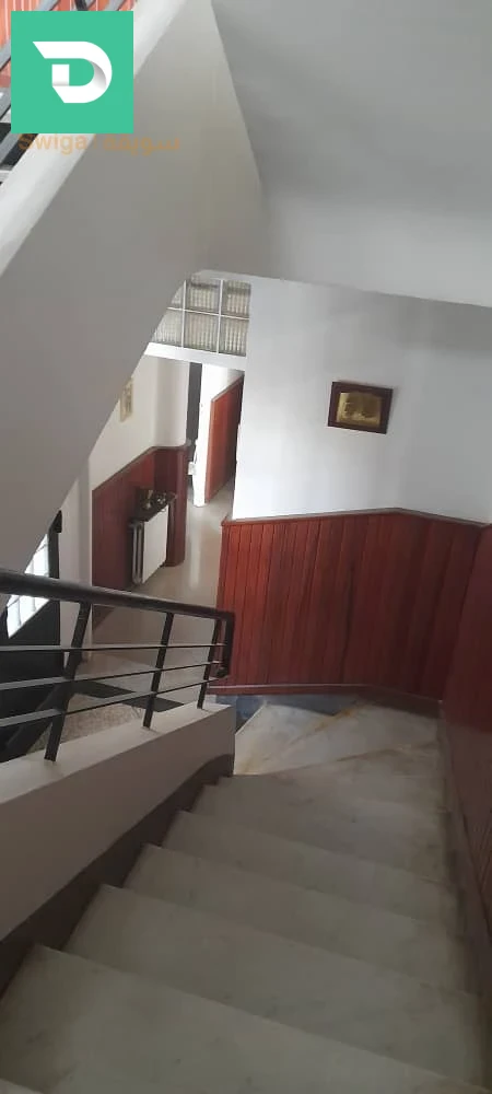 À vendre Villas les chambres 9 31 ORAN 