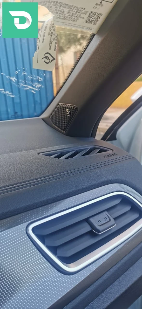 Volkswagen T_ROC 2025 18 JIJEL 