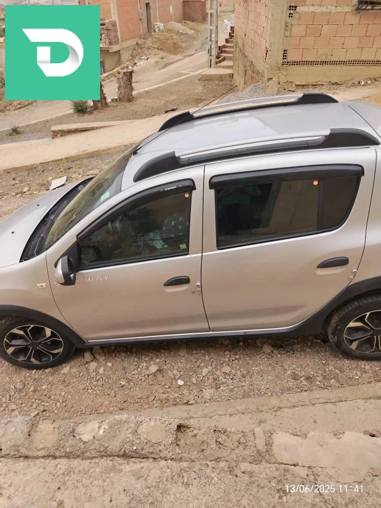 Dacia Sandero 2014 44 AIN DEFLA 