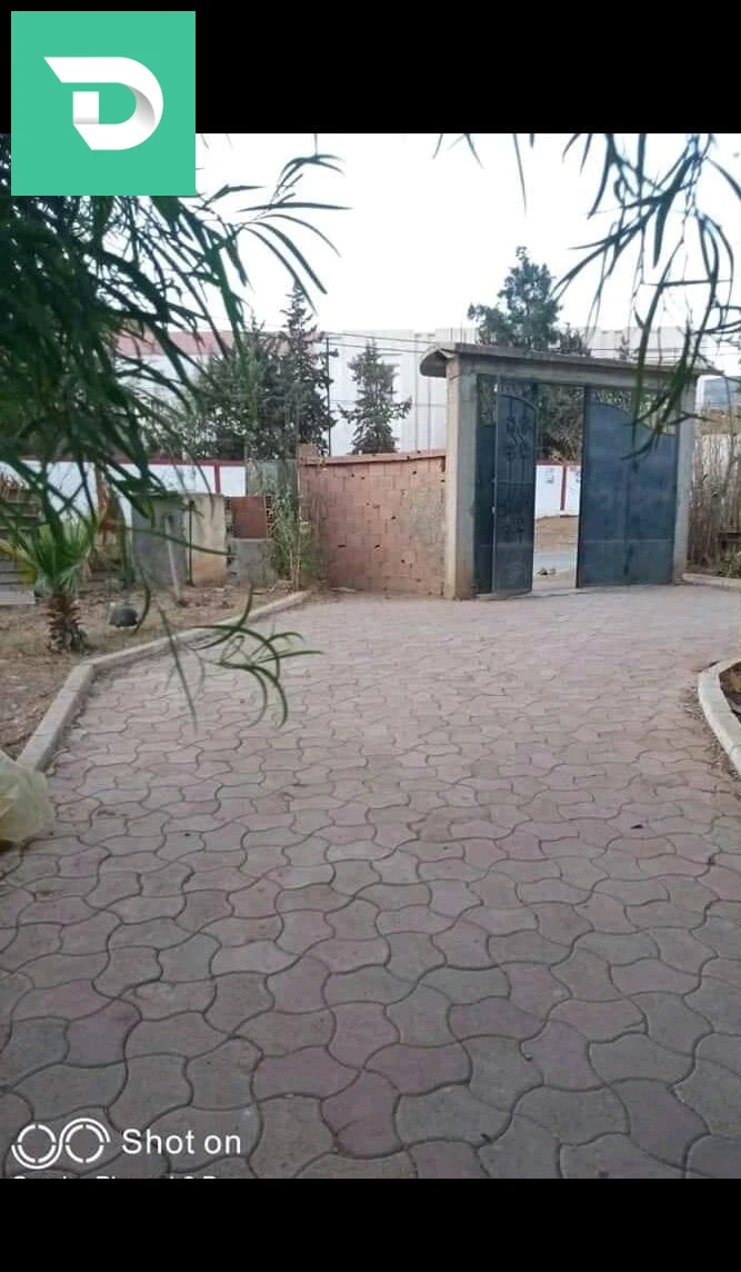 À vendre autres terres les chambres 44 AIN DEFLA 