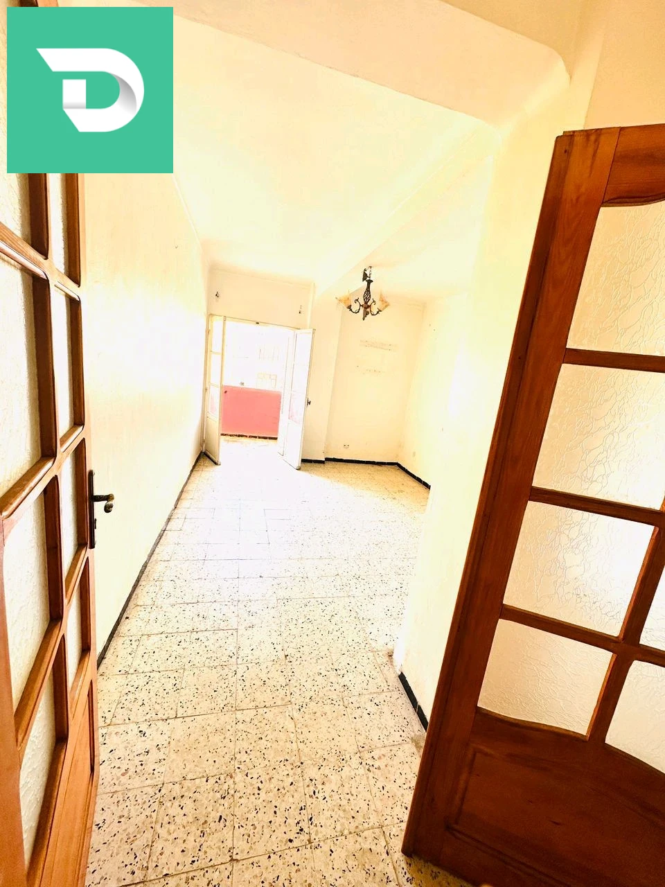 À vendre Appartements les chambres 4 31 ORAN 