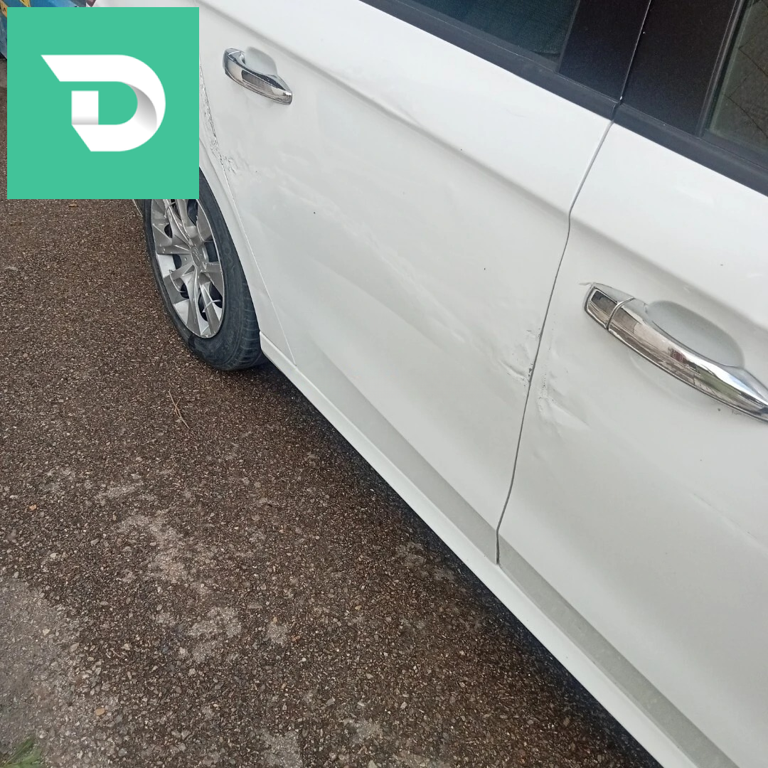 Peugeot 301 2013 Active 