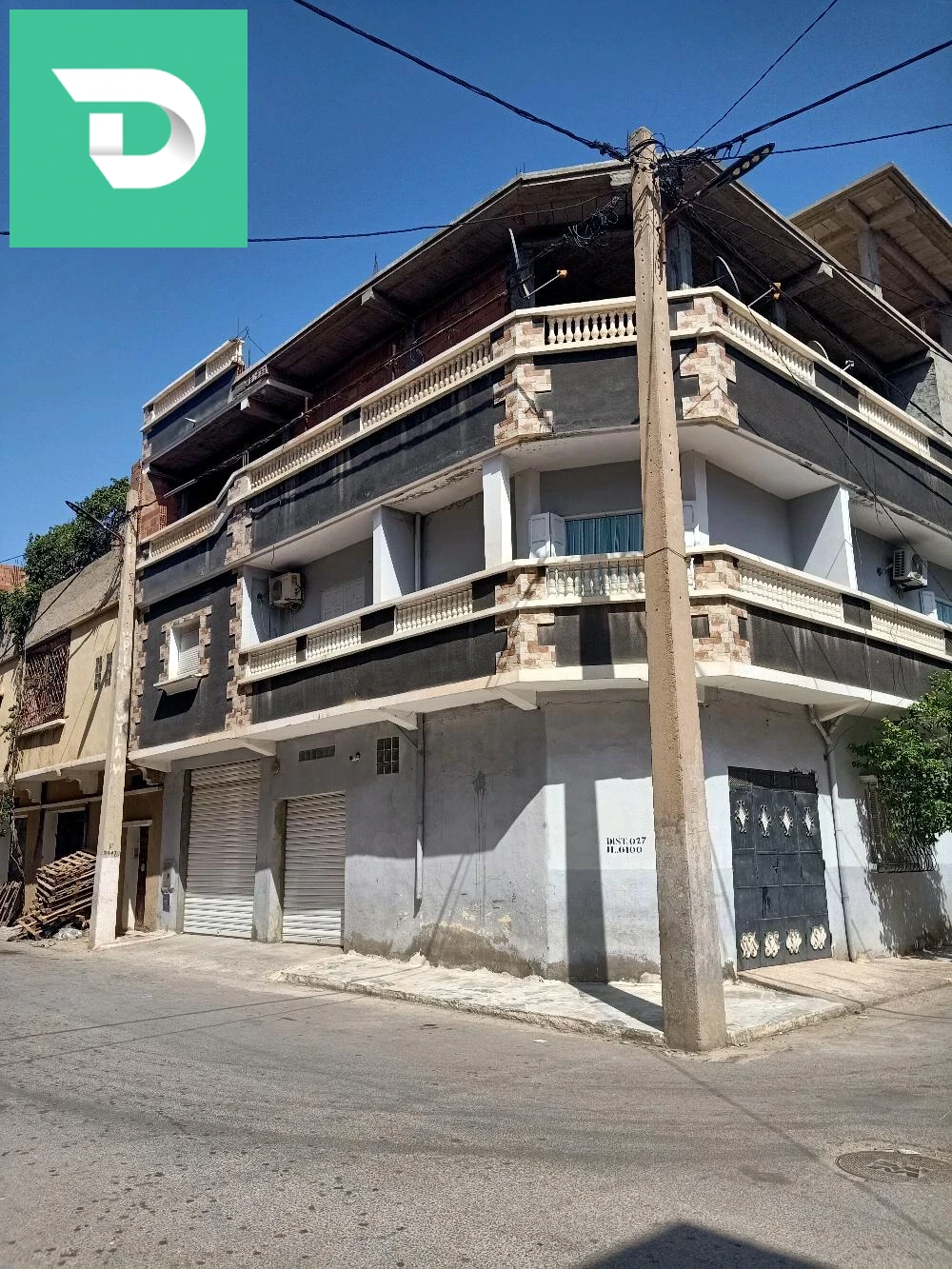 À vendre Villas les chambres 10 29 MASCARA 