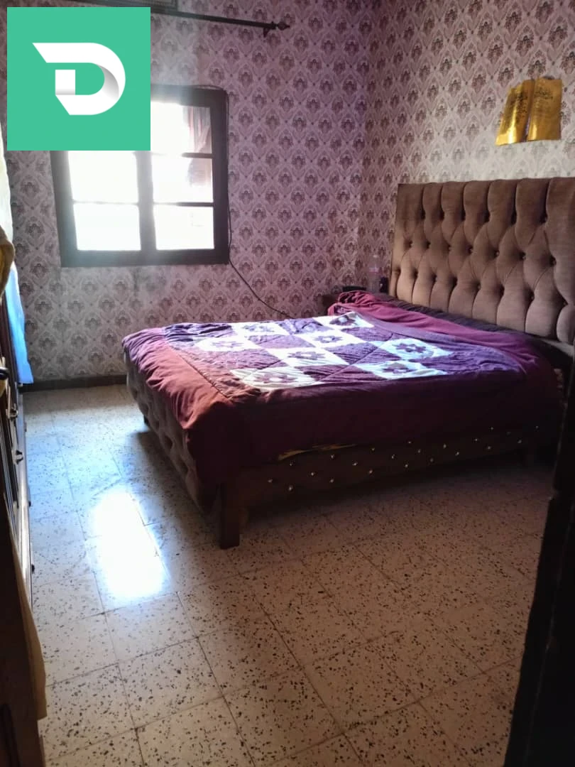 À vendre Niveau de villa les chambres 3 46 AIN TEMOUCHENT 