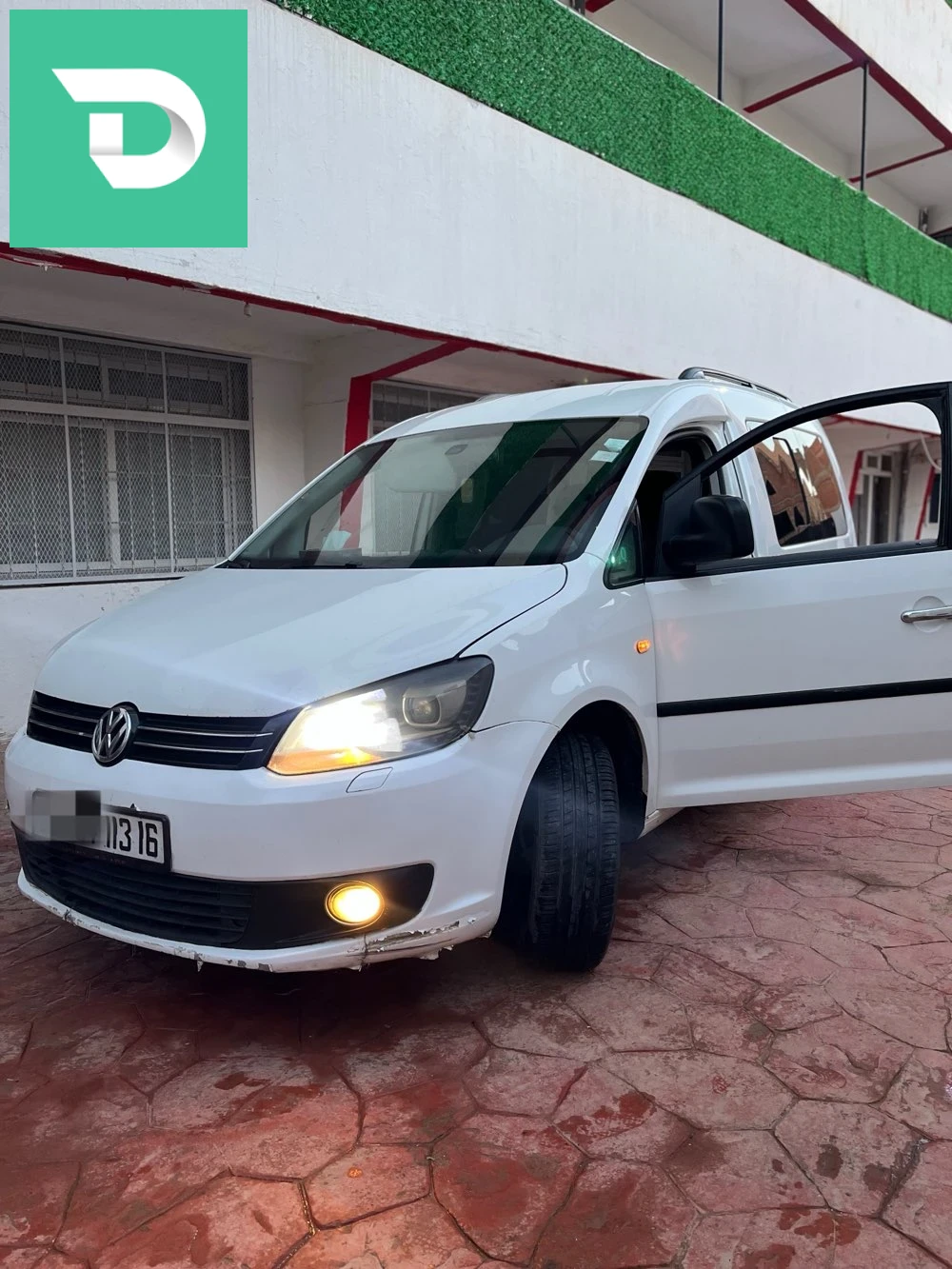 Volkswagen Caddy 2013 10 BOUIRA 