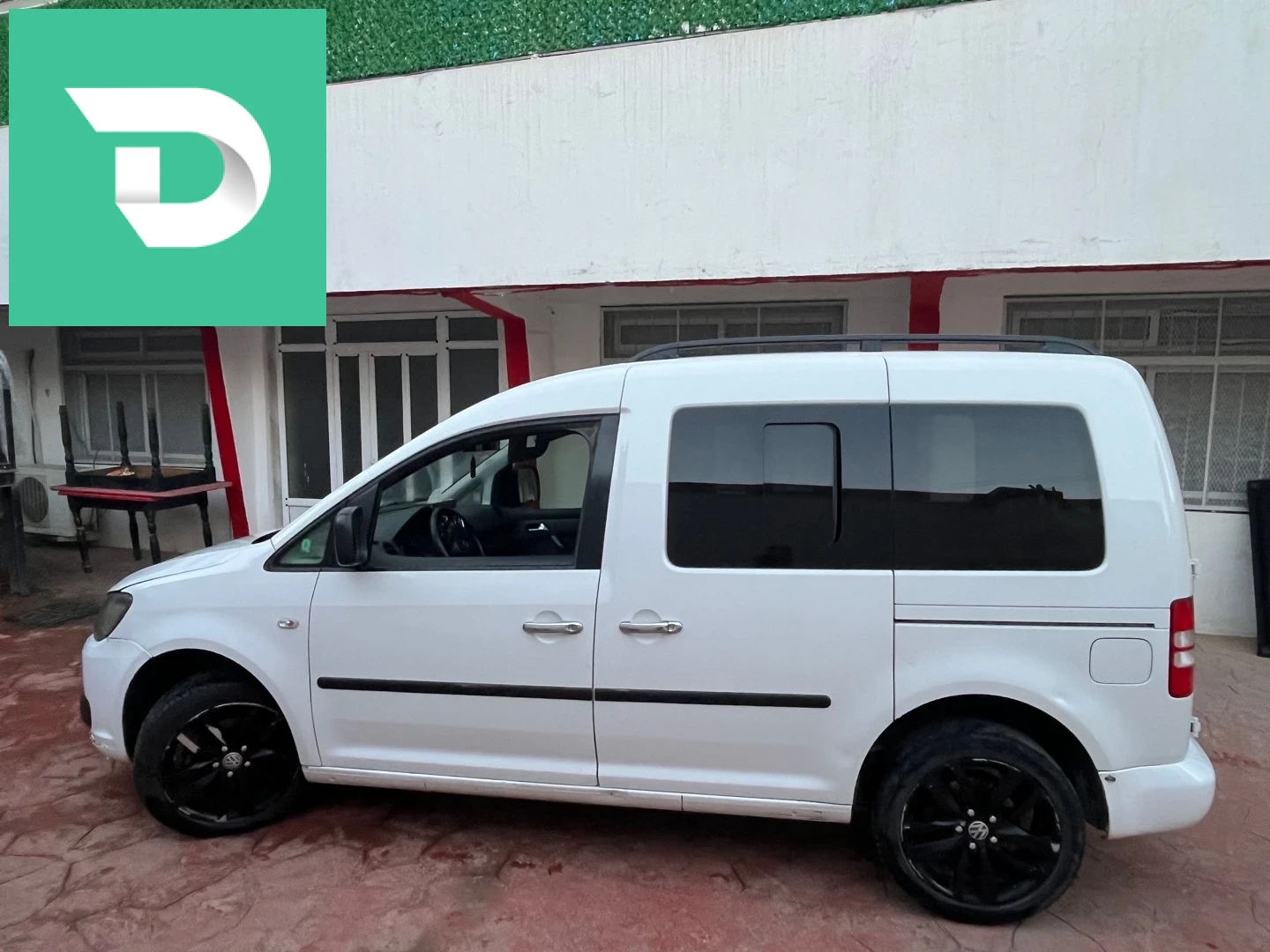 Volkswagen Caddy 2013 10 BOUIRA 