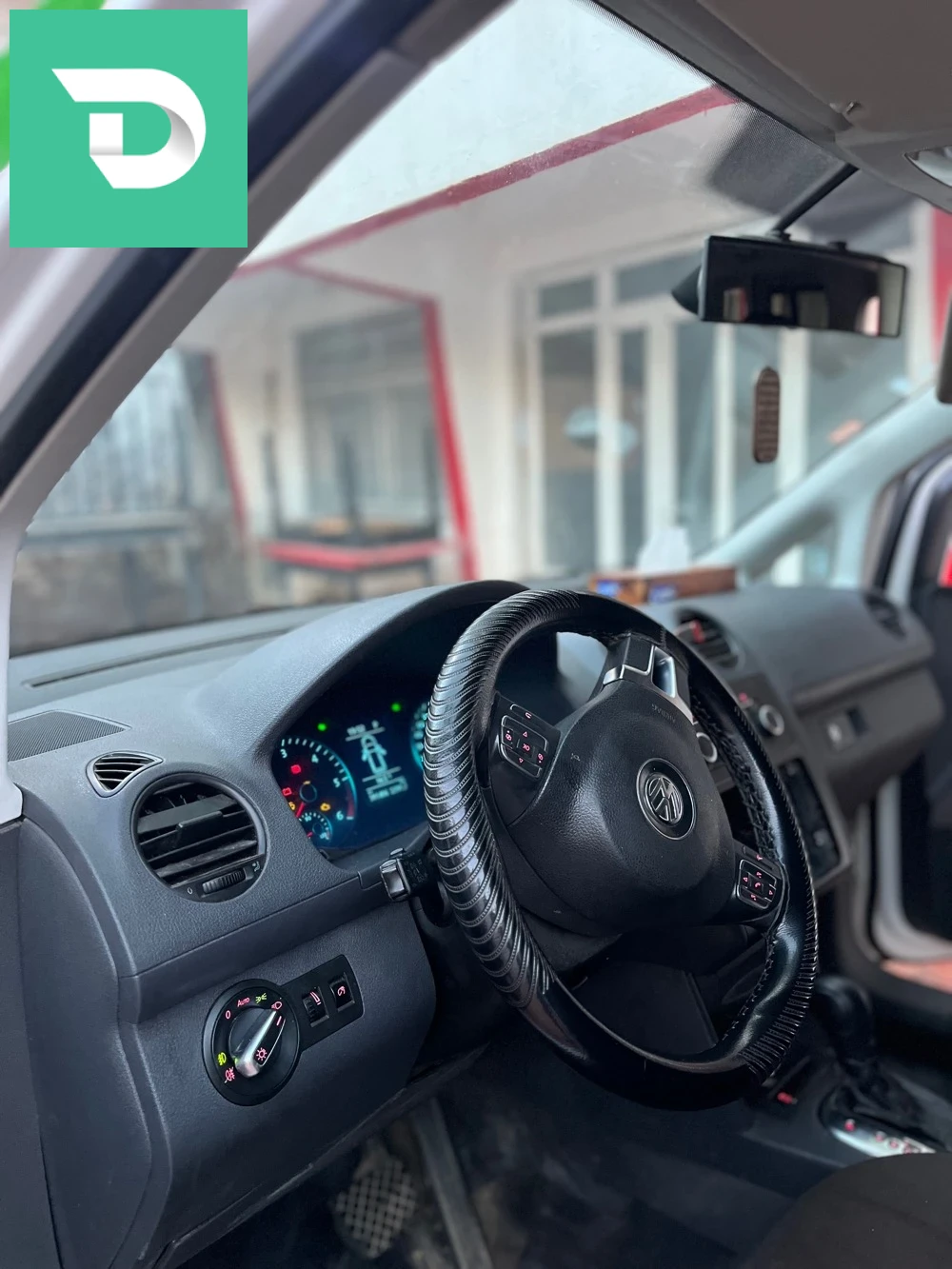 Volkswagen Caddy 2013 10 BOUIRA 