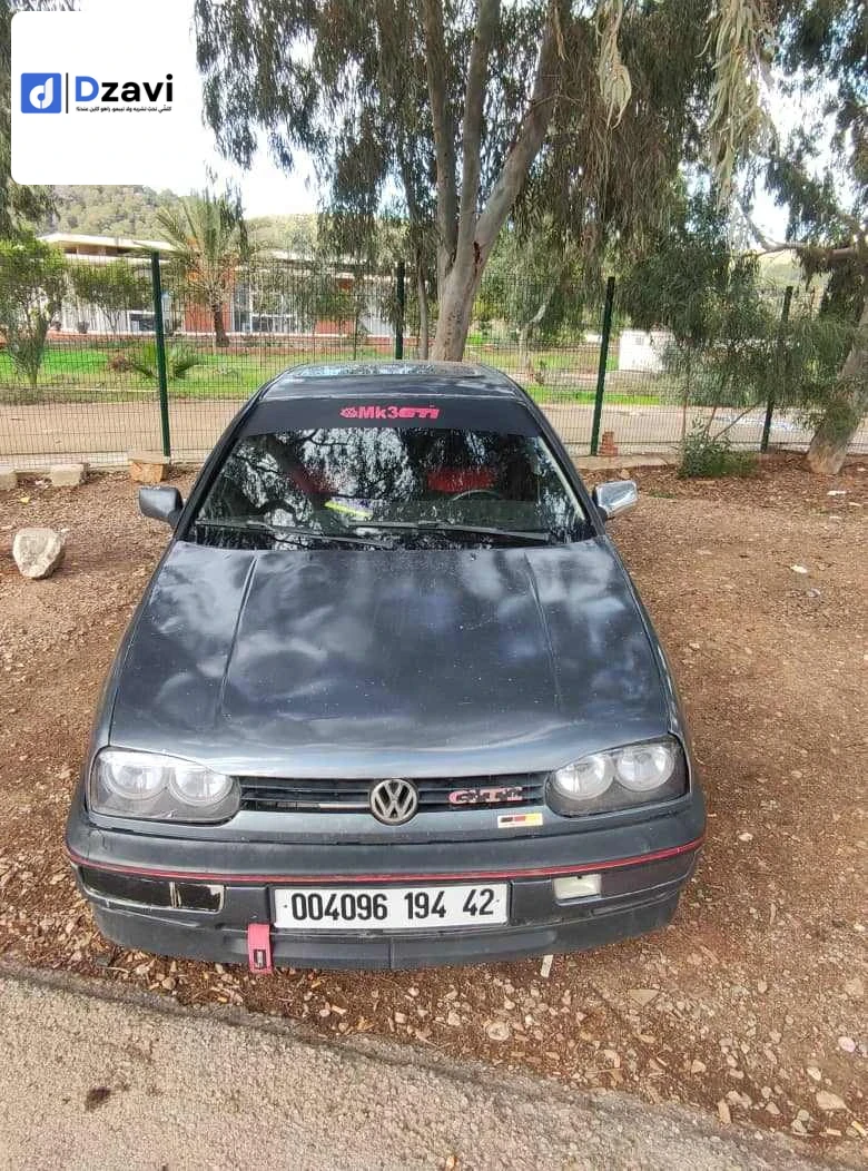 Voitures Volkswagen à 42 TIPAZA