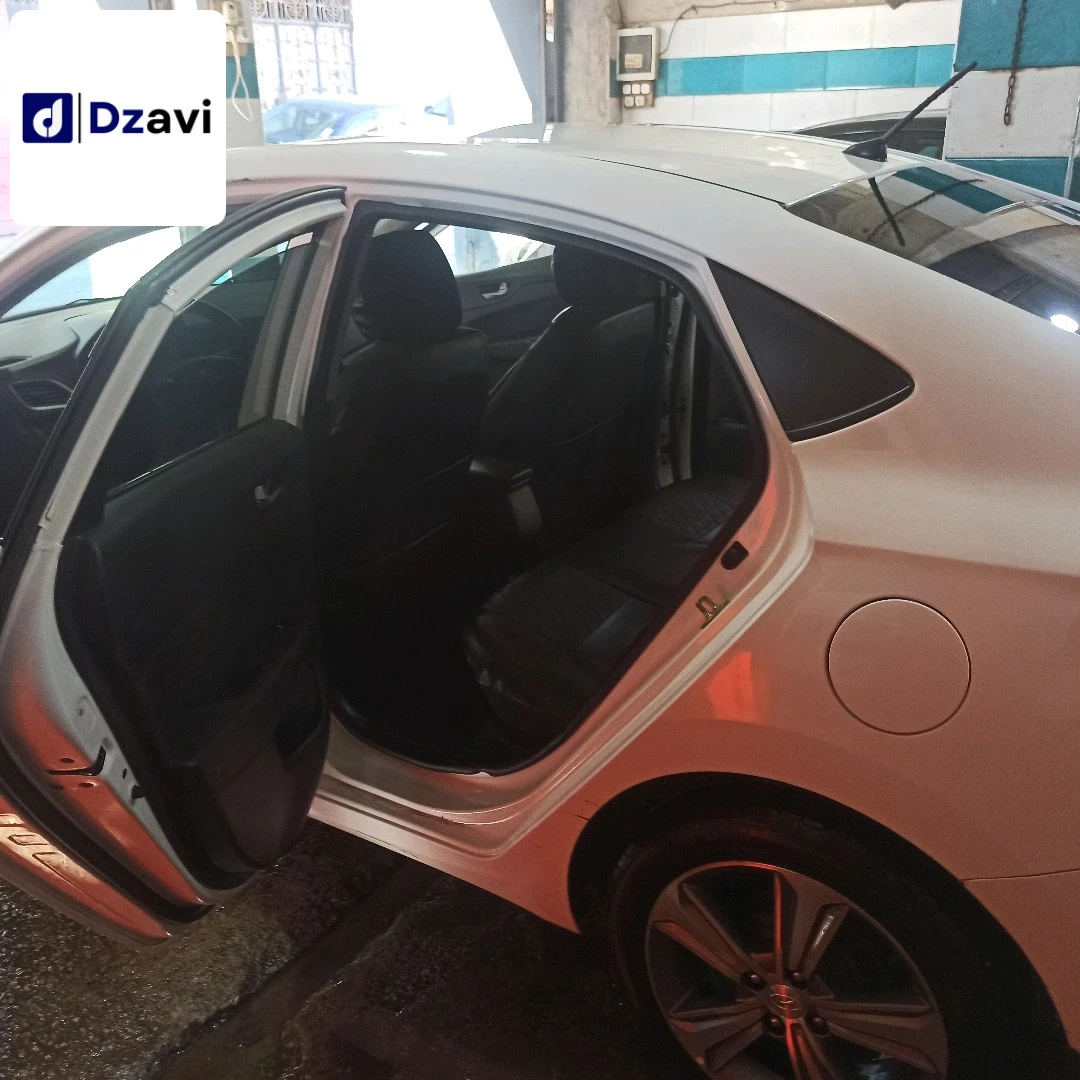 Hyundai À vendre à 42 TIPAZA