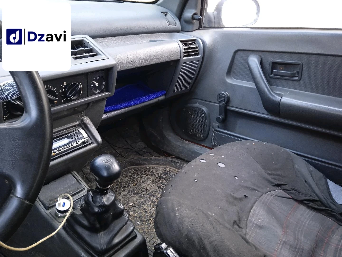 Renault À vendre à 26 MEDEA