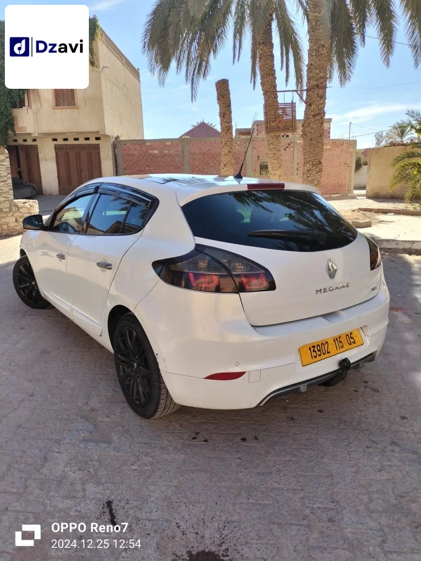 Renault À vendre à 5 BATNA
