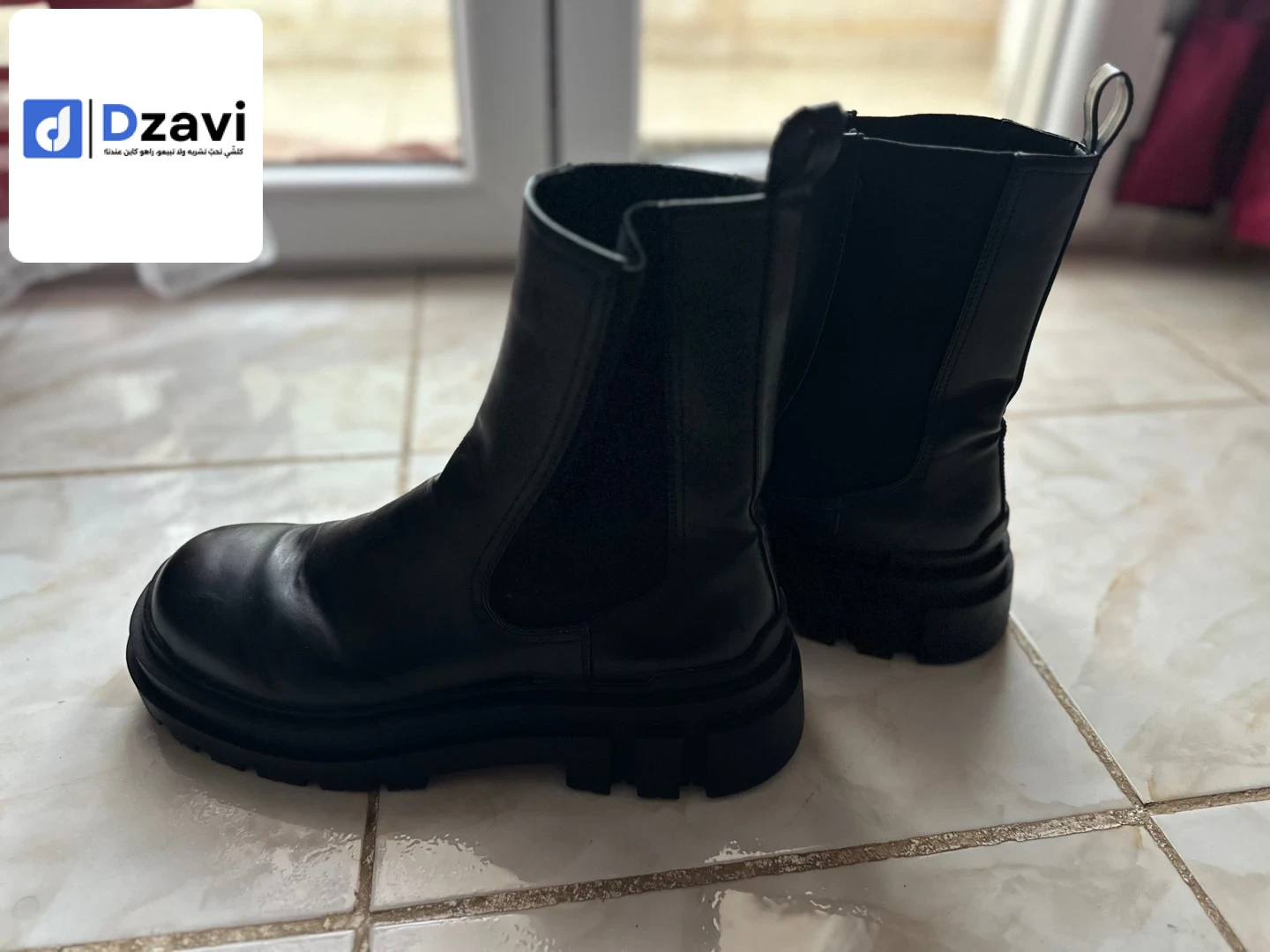 Chaussure à vendre à 16 ALGER