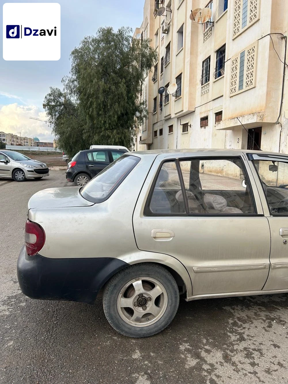 Hyundai À vendre à 10 BOUIRA