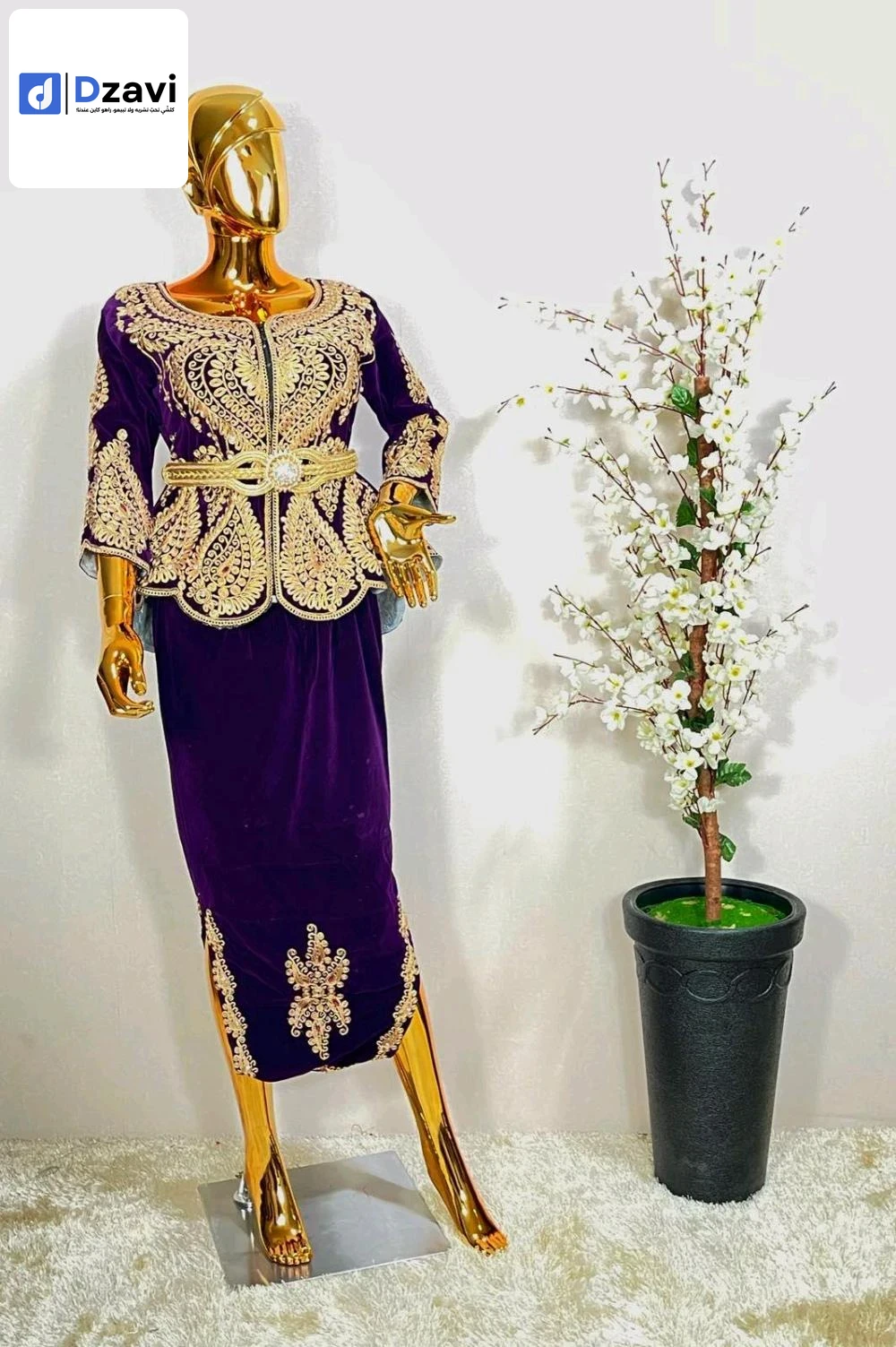 robe de londre en satin plissé taille 36/38 