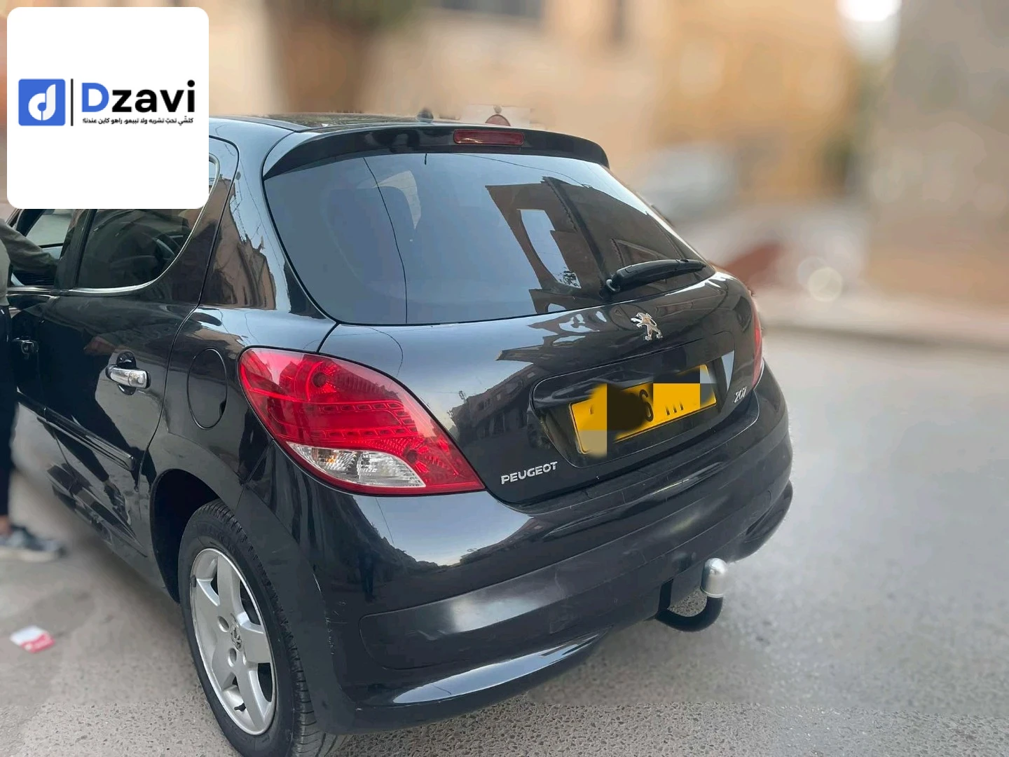 Voitures Peugeot à 13 TLEMCEN