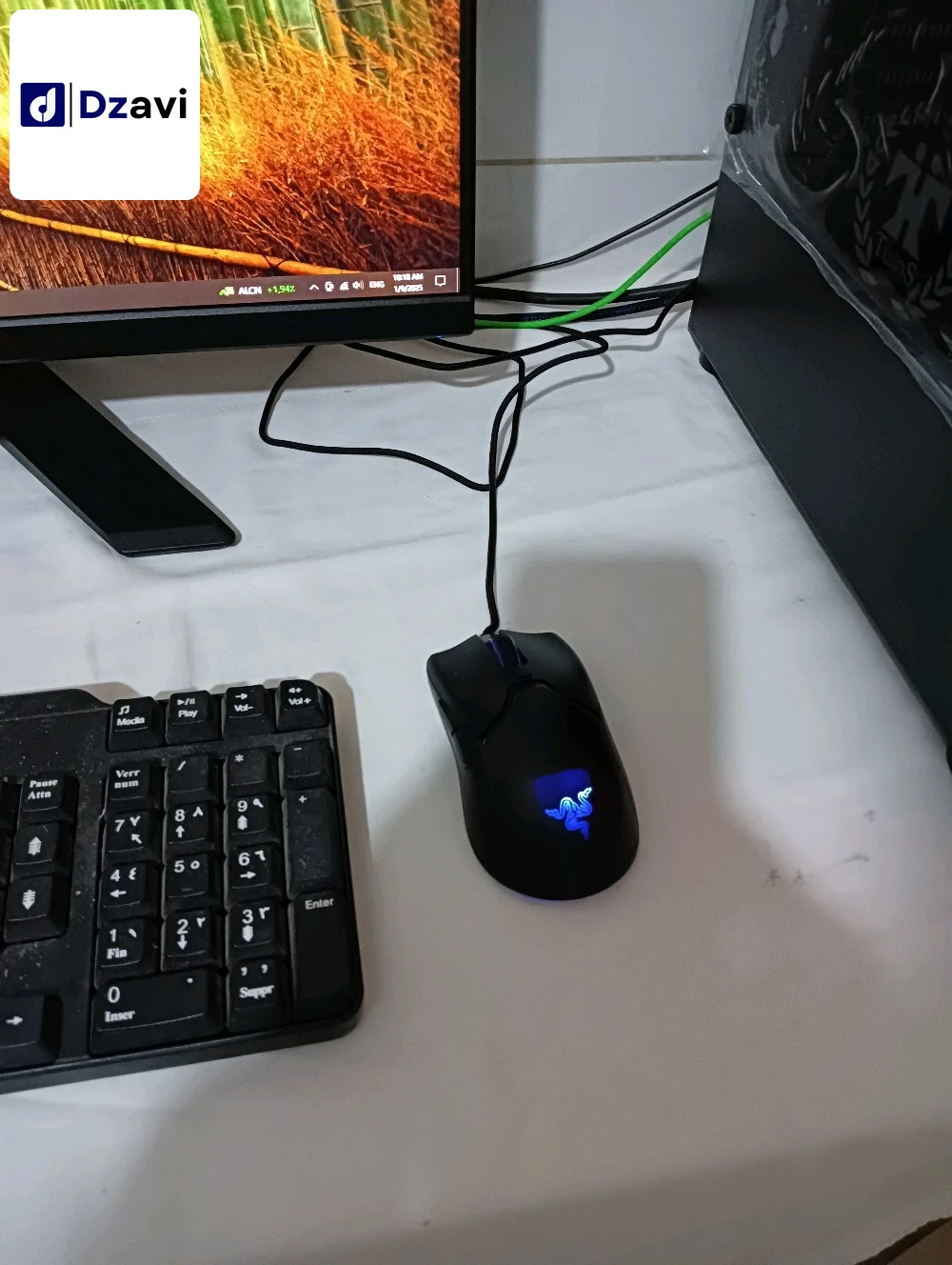 Pc gamer : توصيل متوفر لكل الولايات ???????????? -Écran acer 24 pouces .75hz display port. + 2 HDMI porte. 1080p + Haut-parleurs internes. -Boitier Twins 3 fan RGB -Carte mère asus B450m-A fiha 4 slot pour ram -Processeur Ryzen 3 2200g Vega 8 + fan -Ram 1