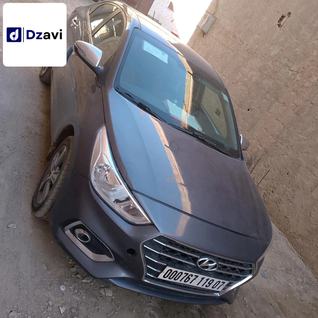 Hyundai À vendre à 7 BISKRA