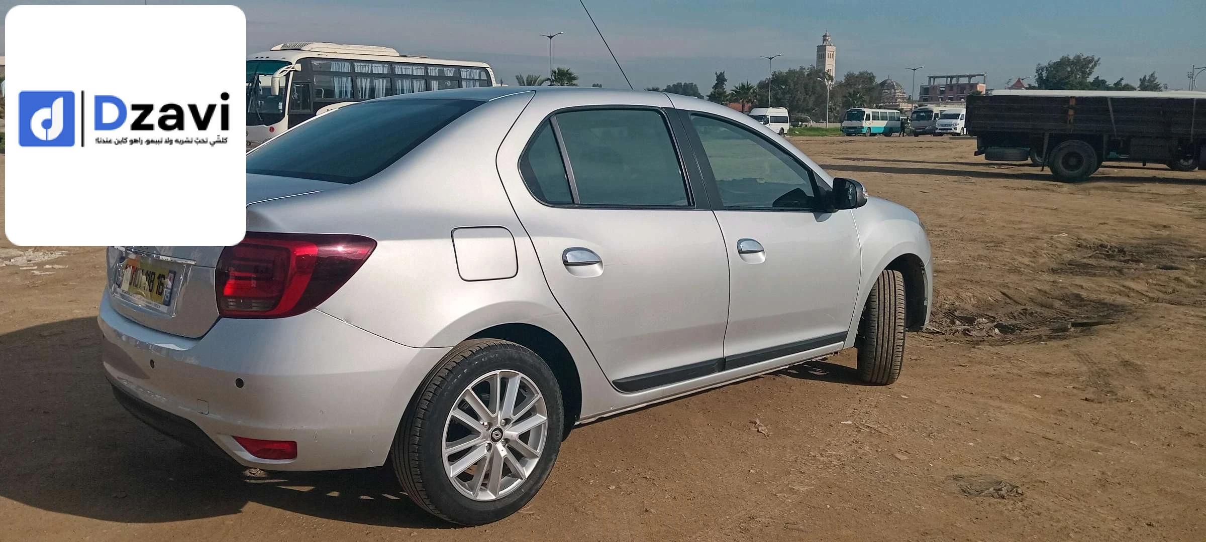 Voitures Renault à 16 ALGER