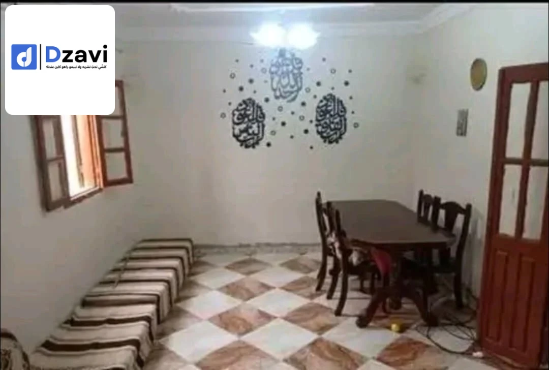 Maisons Traditionnelles À vendre à 11 TAMANRASSET superficie 135 m2