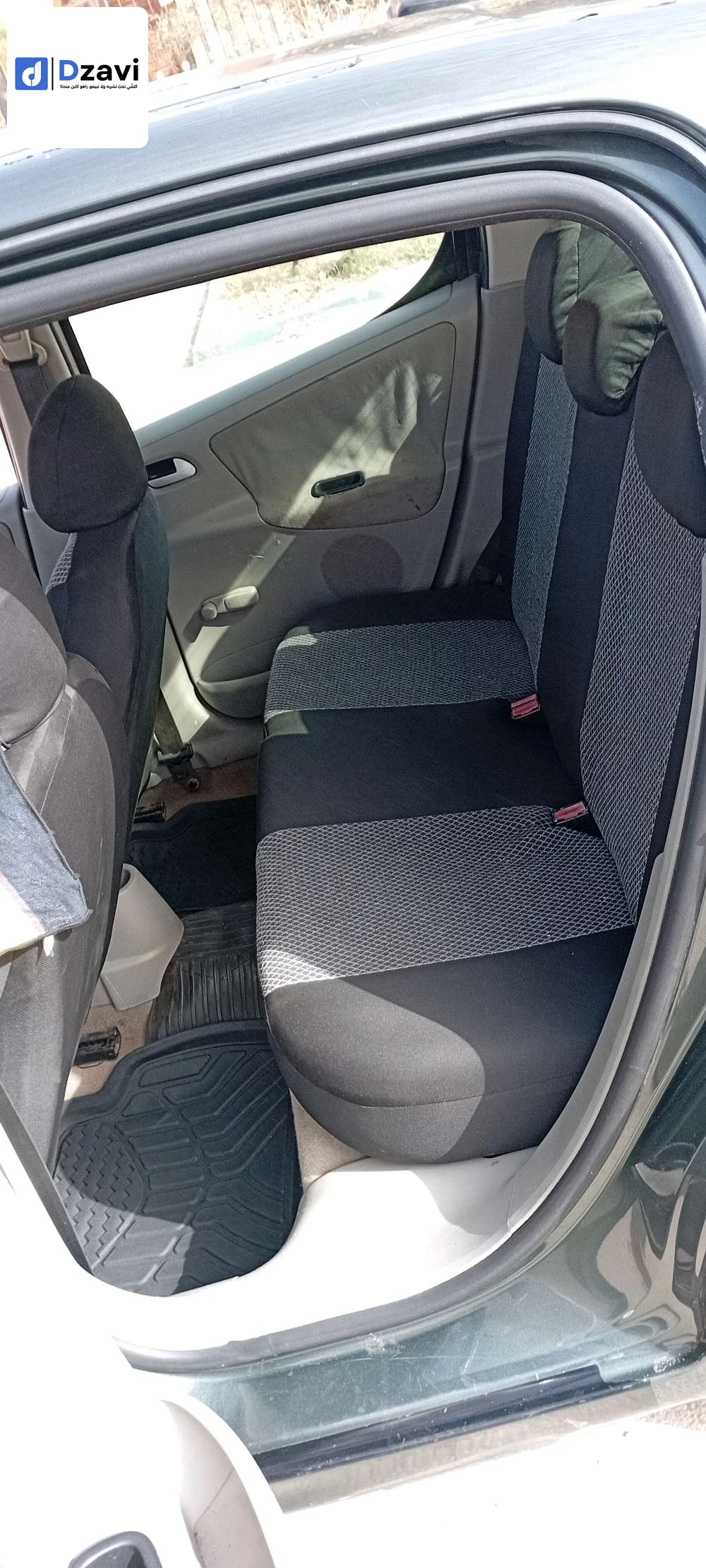 Voitures Peugeot à 38 TISSEMSILT